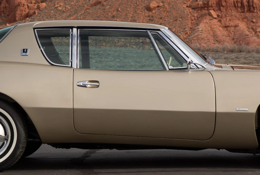 1963 Studebaker Avanti - Image 23 of 31