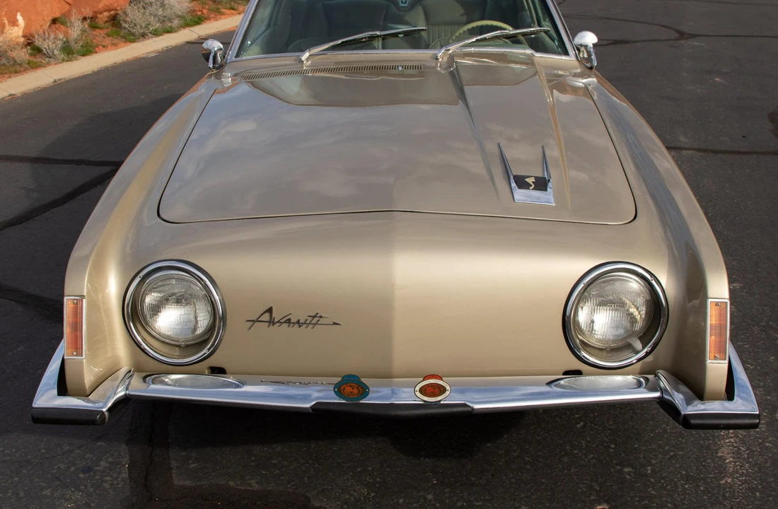 1963 Studebaker Avanti - Image 28 of 31