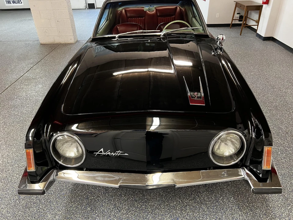 1963 Studebaker Avanti - Image 23 of 31