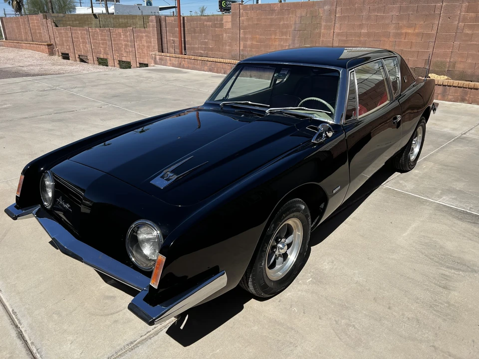 1963 Studebaker Avanti - Image 2 of 31
