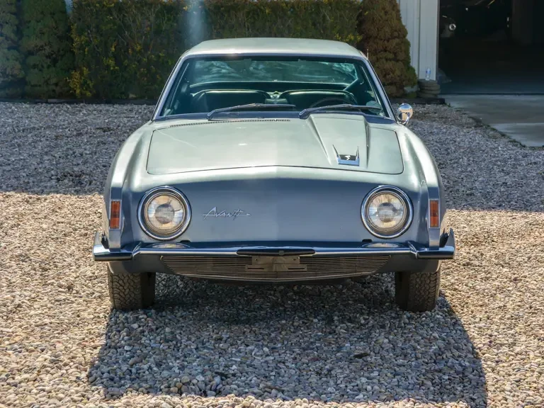 1963 Studebaker Avanti - Image 8 of 11