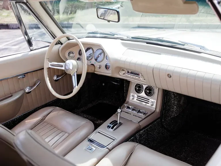 1963 Studebaker Avanti - Image 5 of 31