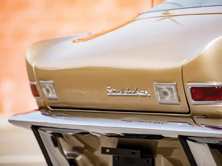 1963 Studebaker Avanti - Image 16 of 31
