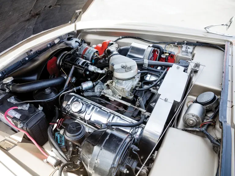 1963 Studebaker Avanti - Image 4 of 31