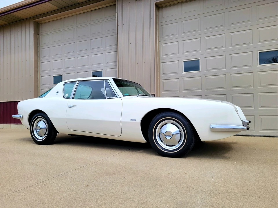 1963 Studebaker Avanti - Image 12 of 31