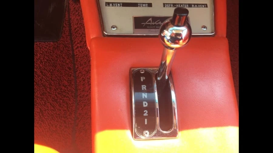 1963 Studebaker Avanti - Image 24 of 26