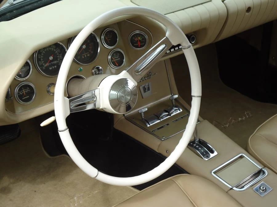 1963 Studebaker Avanti - Image 4 of 10