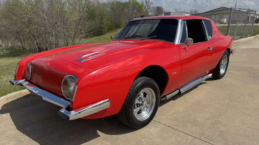 1963 Studebaker Avanti - Image 5 of 15