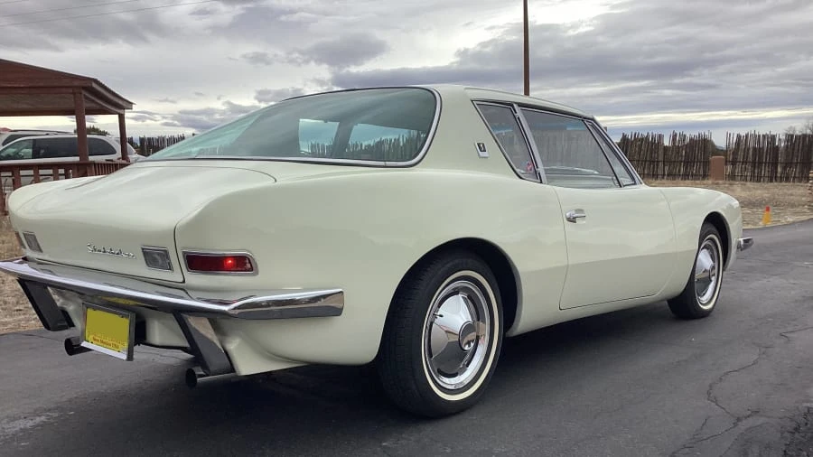 1963 Studebaker Avanti - Image 3 of 16