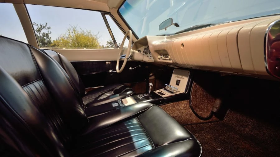1963 Studebaker Avanti - Image 5 of 27