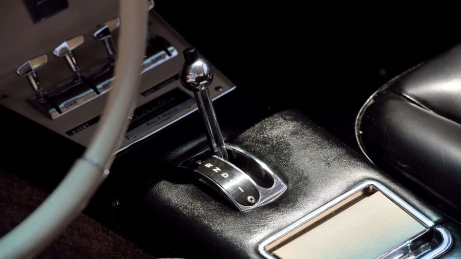 1963 Studebaker Avanti - Image 9 of 27