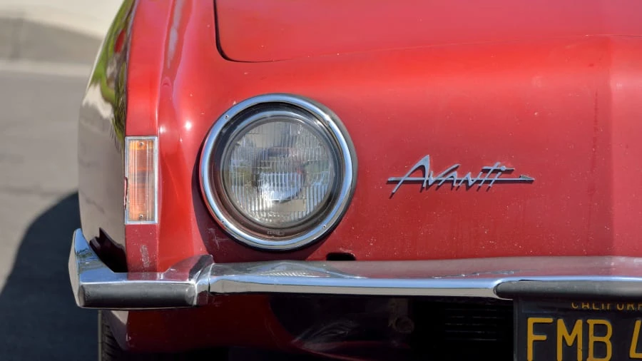 1963 Studebaker Avanti - Image 11 of 27