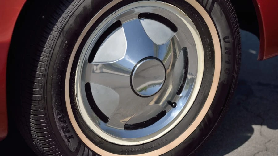 1963 Studebaker Avanti - Image 15 of 27