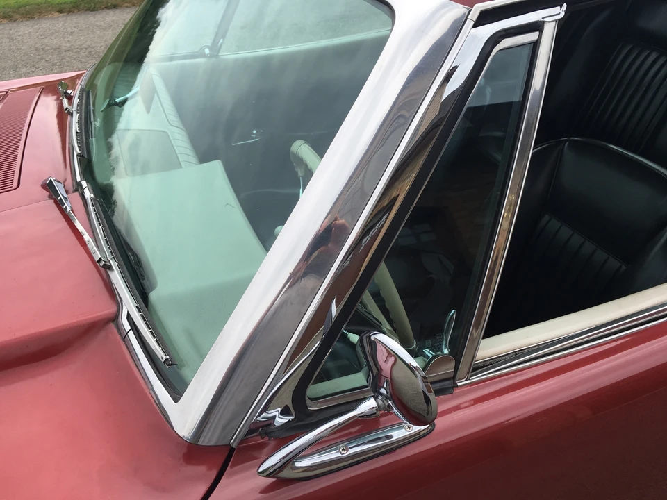 1963 Studebaker Avanti - Image 13 of 31