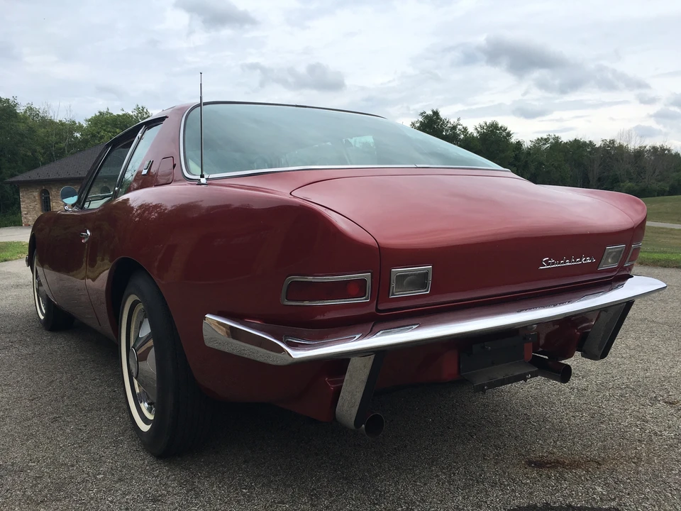 1963 Studebaker Avanti - Image 7 of 31