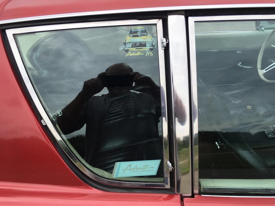 1963 Studebaker Avanti - Image 17 of 31