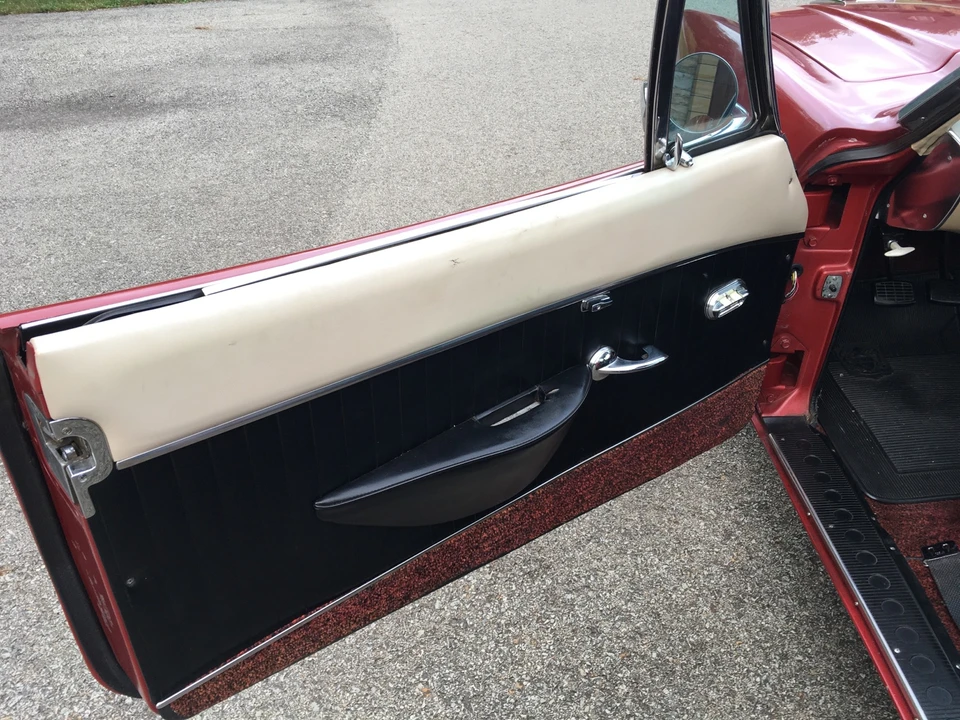 1963 Studebaker Avanti - Image 23 of 31