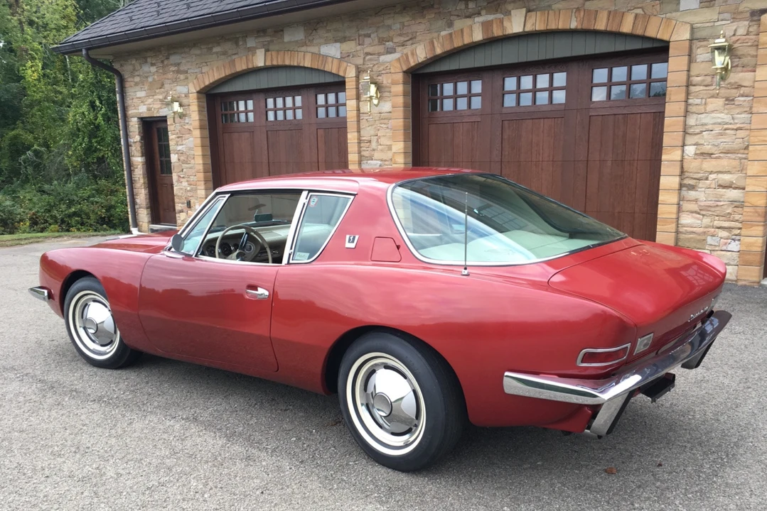 1963 Studebaker Avanti - Image 9 of 31