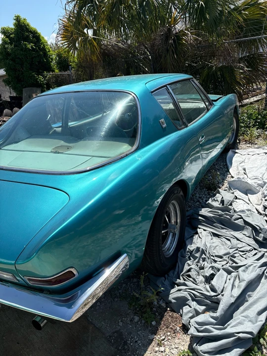 1963 Studebaker Avanti - Image 3 of 10