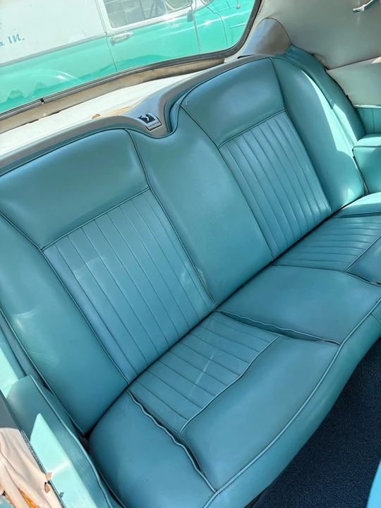 1963 Studebaker Avanti - Image 6 of 10