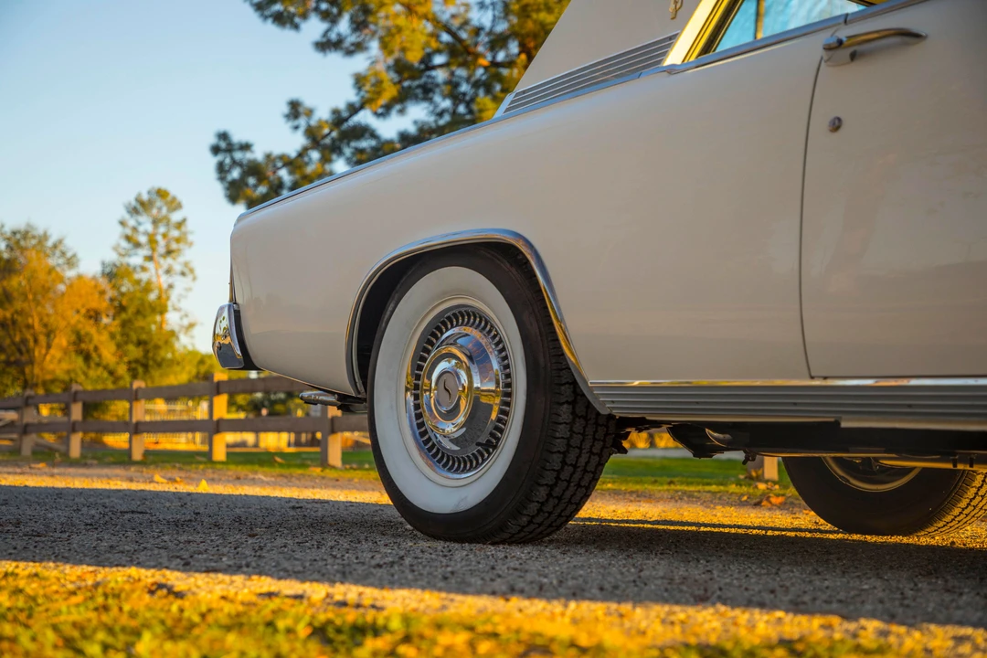 1963 Studebaker Hawk - Image 16 of 31