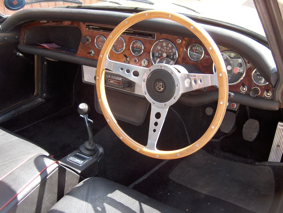 1963 Sunbeam Alpine Series II - Image 2 of 3