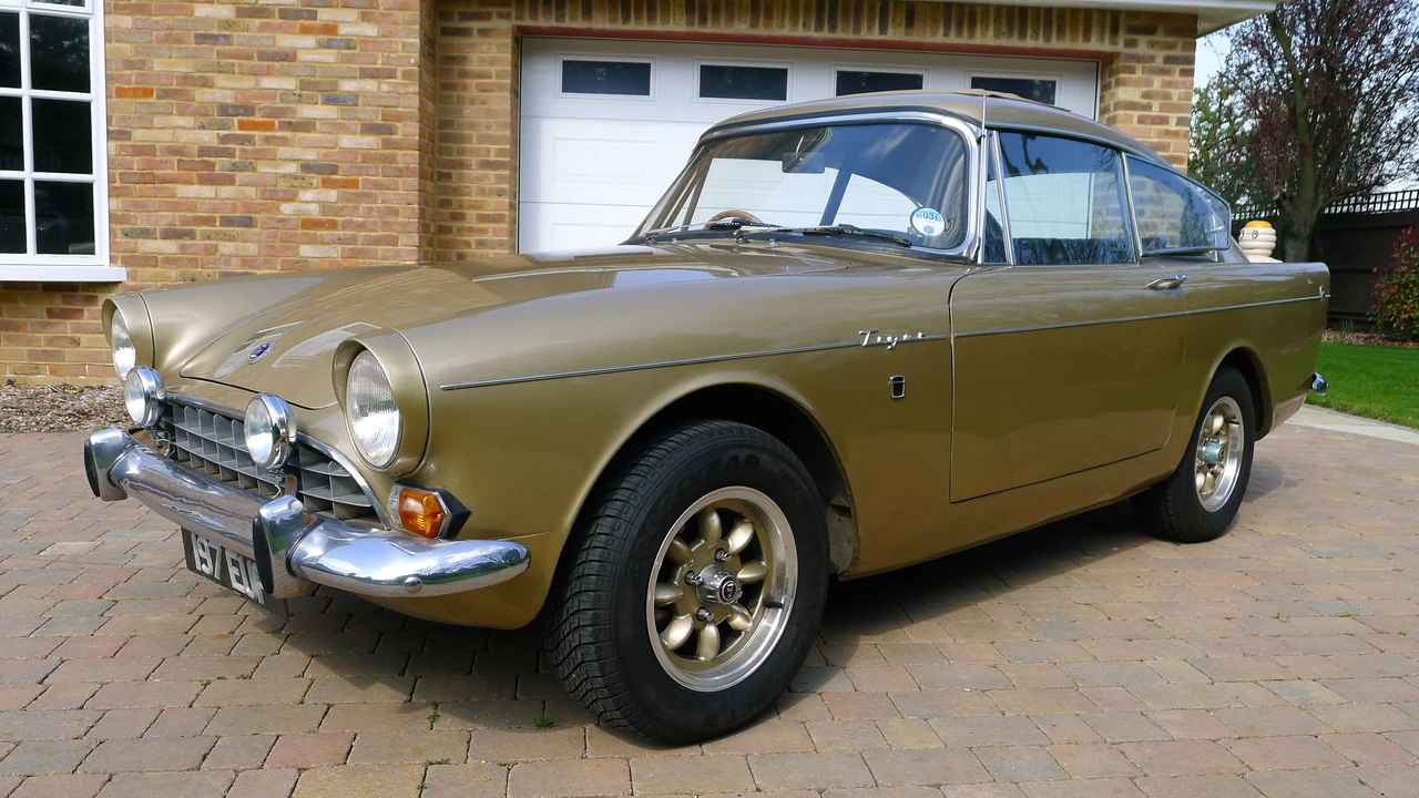 1963 Sunbeam Alpine Series II - Image 2 of 6
