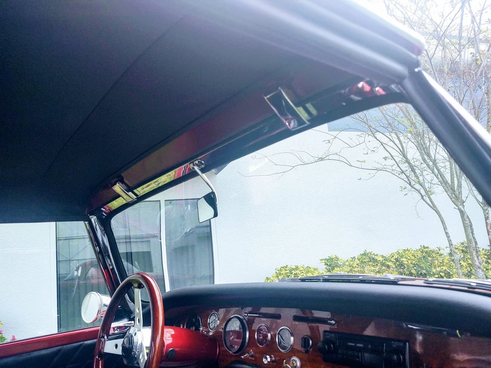 1963 Sunbeam Alpine Series III - Image 24 of 31