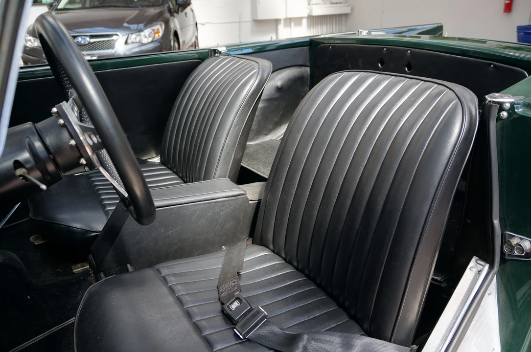 1963 Sunbeam Alpine - Image 21 of 31