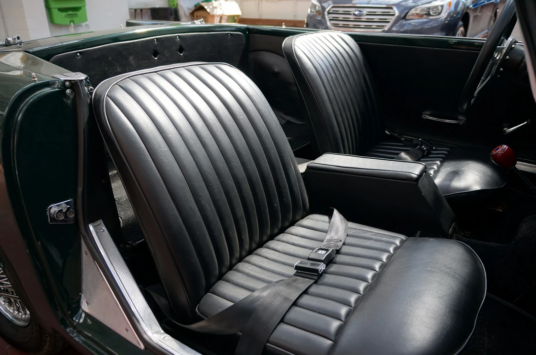 1963 Sunbeam Alpine - Image 25 of 31