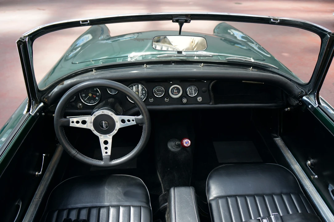 1963 Sunbeam Alpine - Image 26 of 31