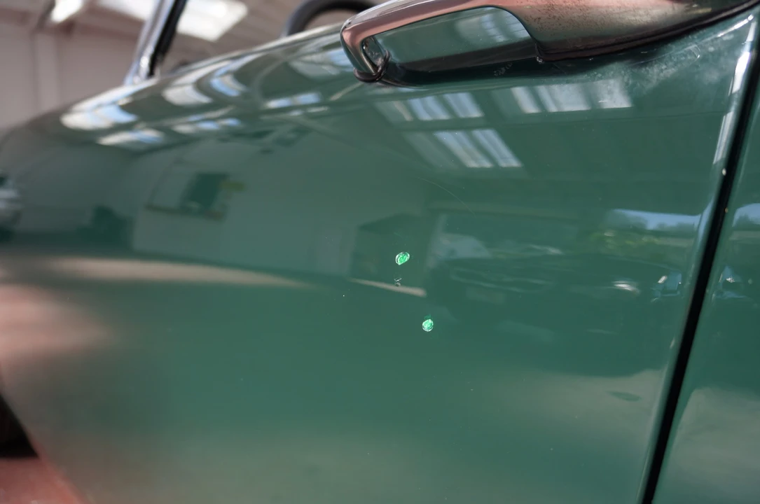 1963 Sunbeam Alpine - Image 16 of 31