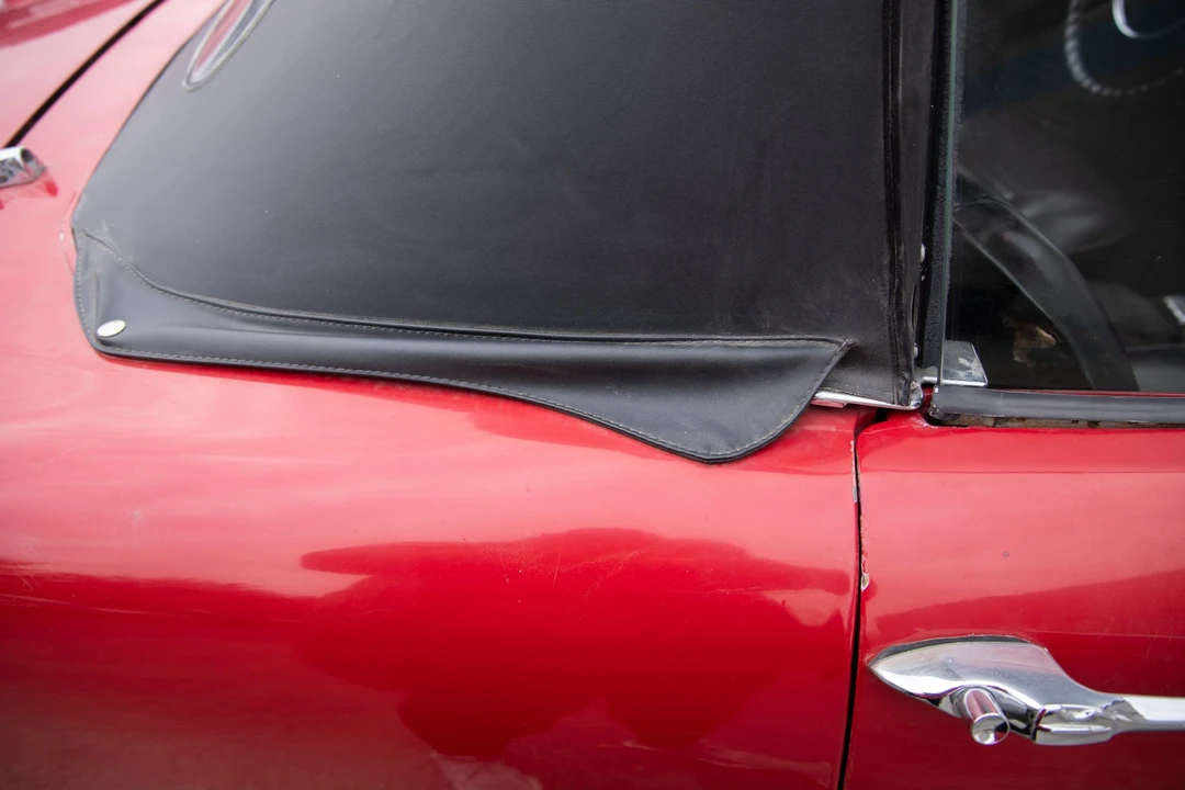 1963 Sunbeam Alpine - Image 24 of 31