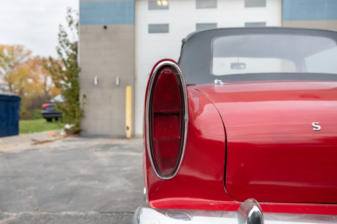 1963 Sunbeam Alpine - Image 26 of 31