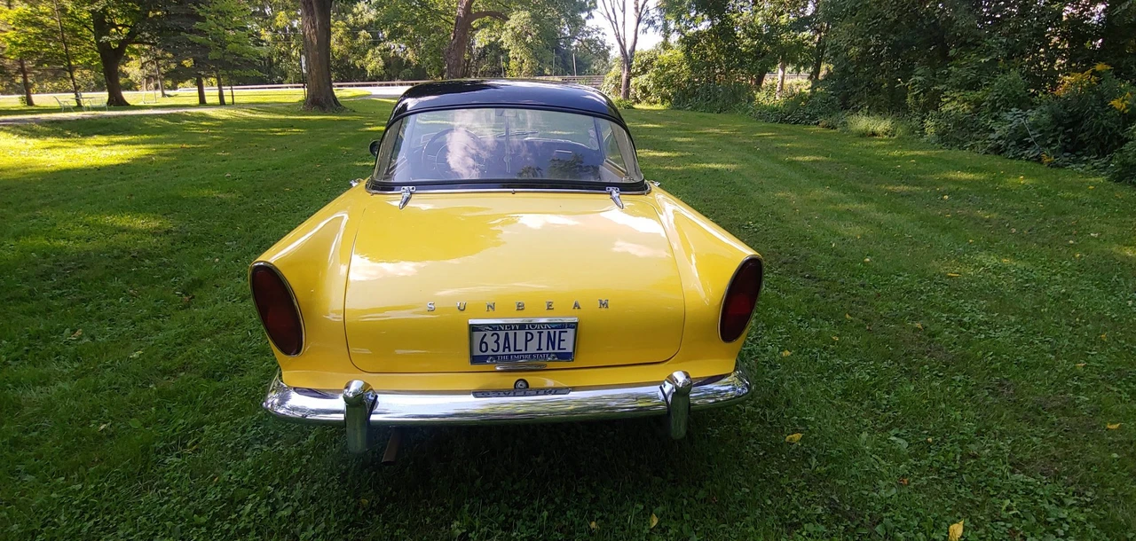 1963 Sunbeam Alpine - Image 23 of 31