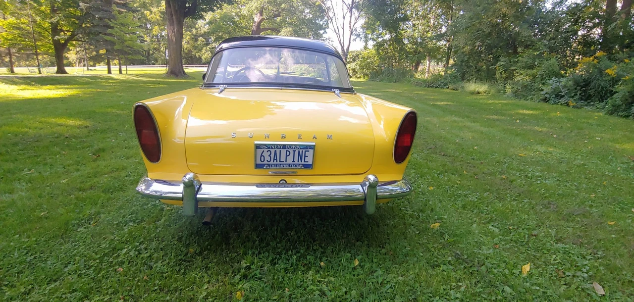 1963 Sunbeam Alpine - Image 24 of 31