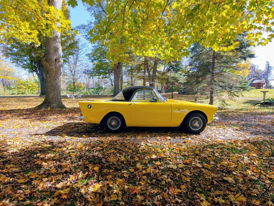 1963 Sunbeam Alpine - Image 4 of 31