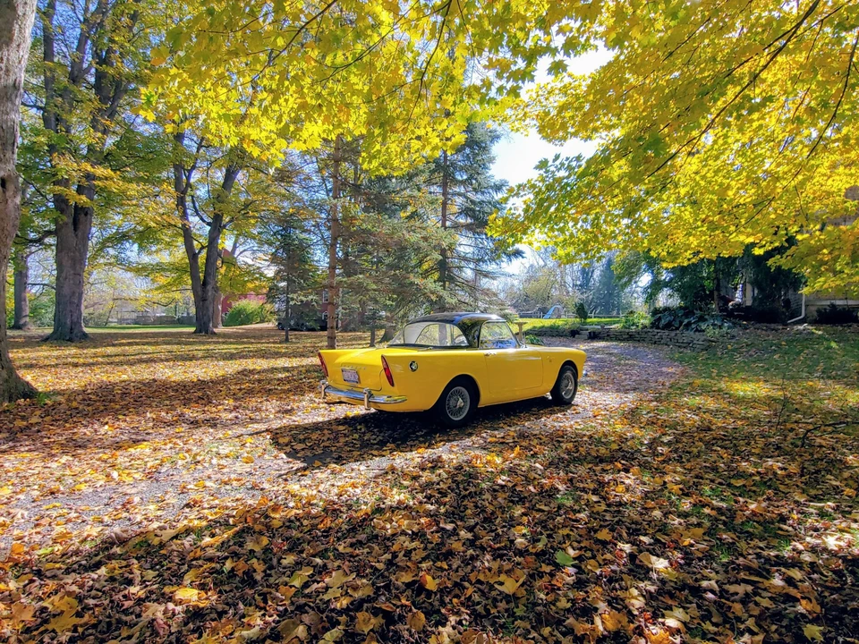 1963 Sunbeam Alpine - Image 6 of 31