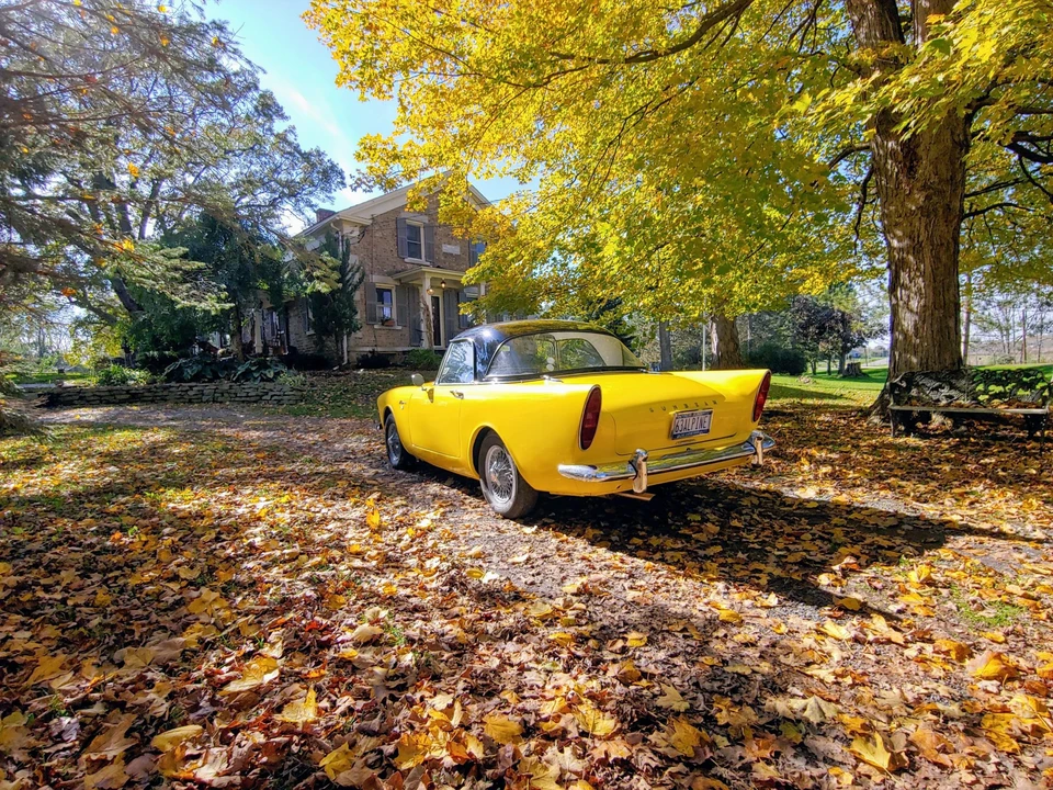 1963 Sunbeam Alpine - Image 10 of 31