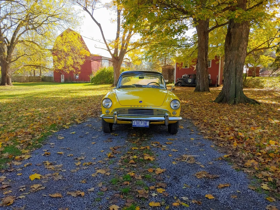 1963 Sunbeam Alpine - Image 14 of 31
