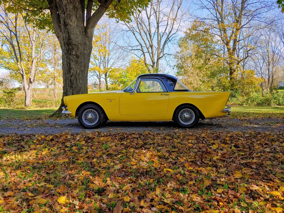 1963 Sunbeam Alpine - Image 11 of 31