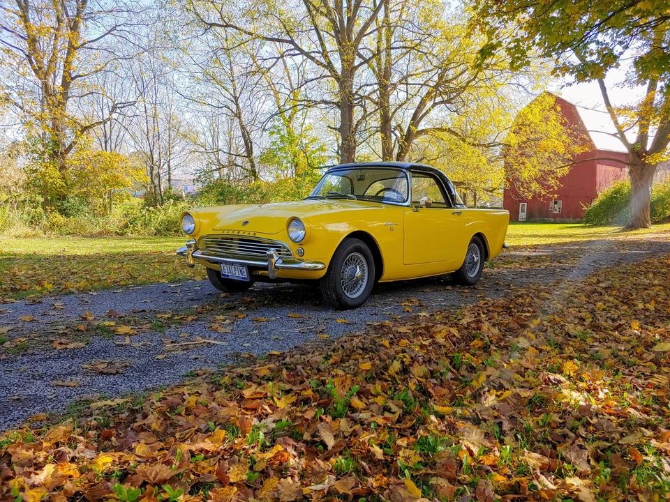 1963 Sunbeam Alpine - Image 13 of 31