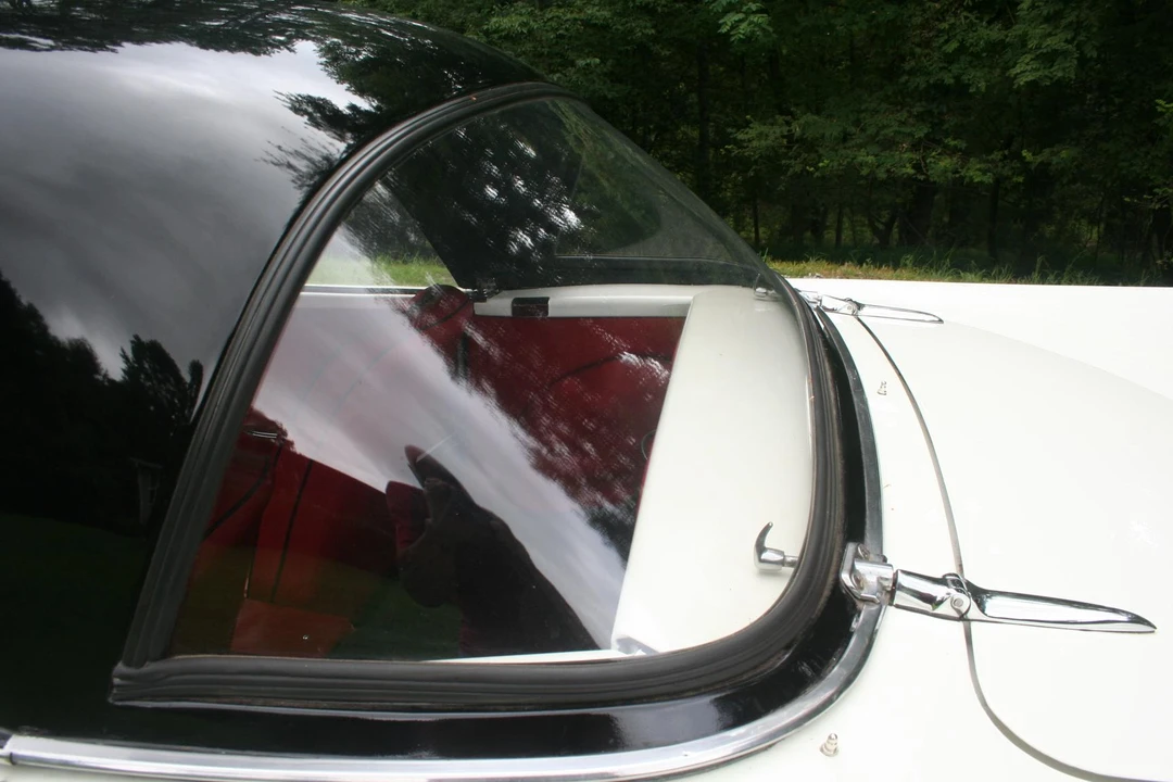 1963 Sunbeam Alpine Series II - Image 25 of 31