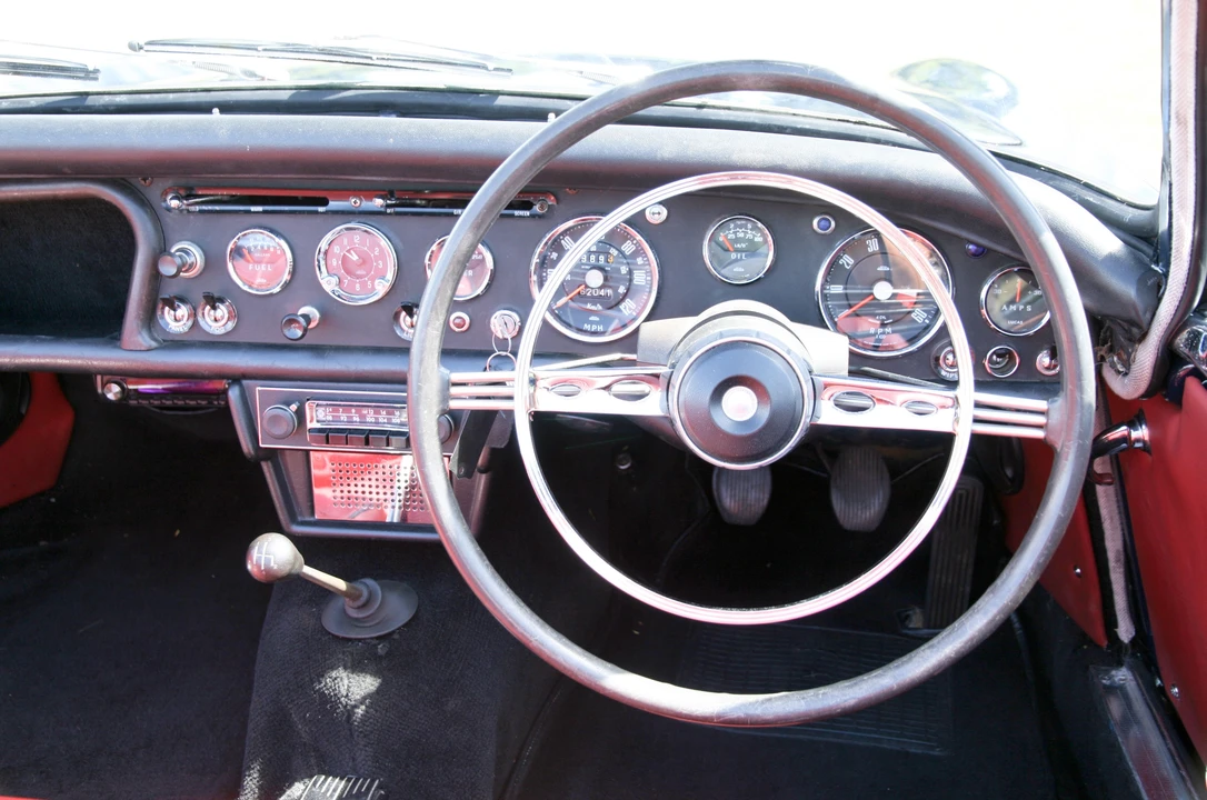 1963 Sunbeam Alpine Series III - Image 3 of 4