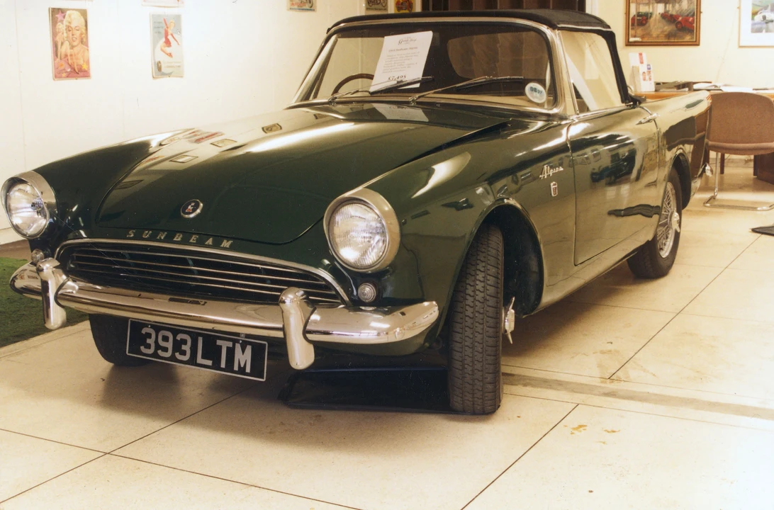 1963 Sunbeam Alpine Series III - Image 2 of 2
