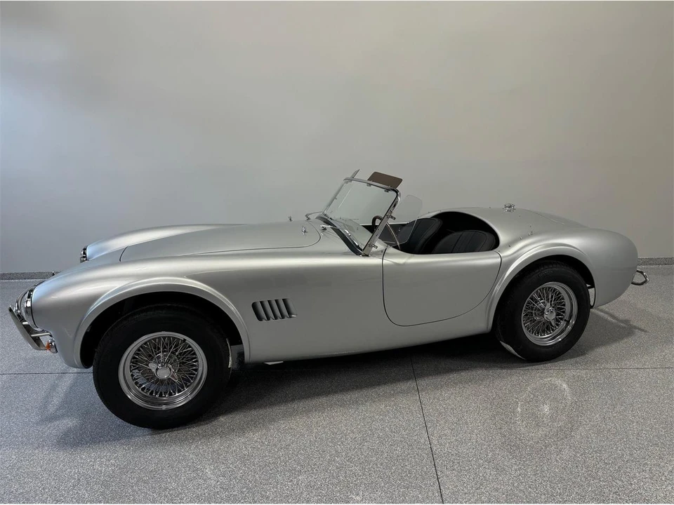 1963 Superformance - Image 14 of 27