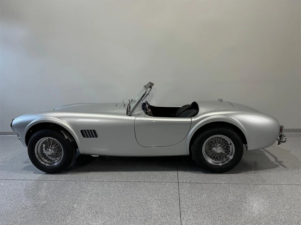 1963 Superformance - Image 15 of 27