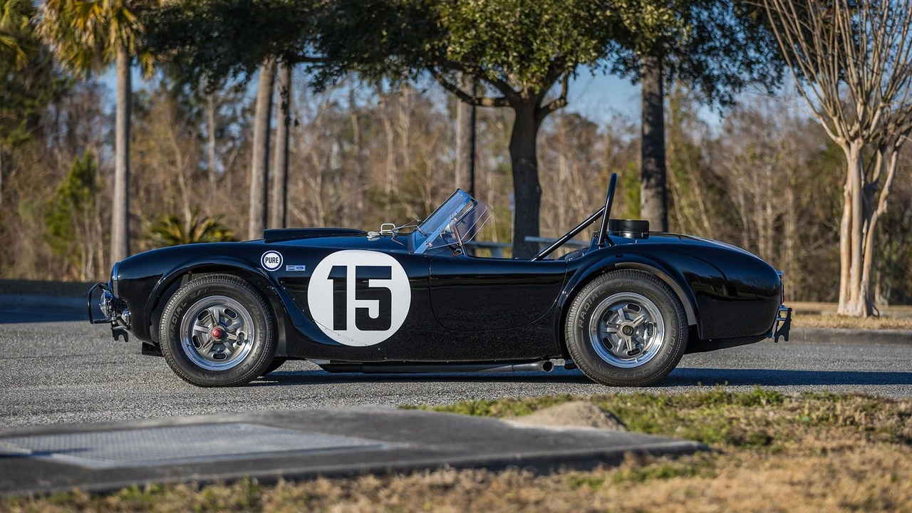 1963 Superformance - Image 9 of 31