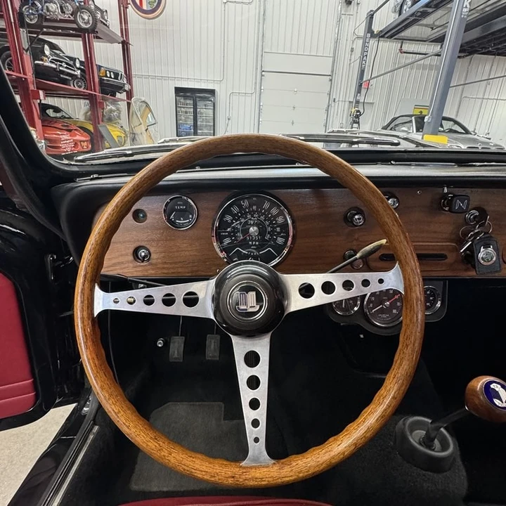 1963 Triumph Vitesse - Image 12 of 19