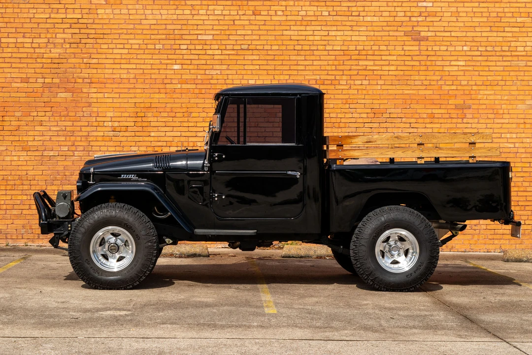 1963 Toyota J40 Land Cruiser - Image 6 of 31